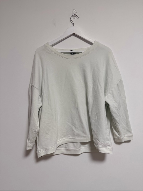 Bench Tops - Bench Relaxed Crewneck Sweatshirt in off-white - 3/4 sleeves